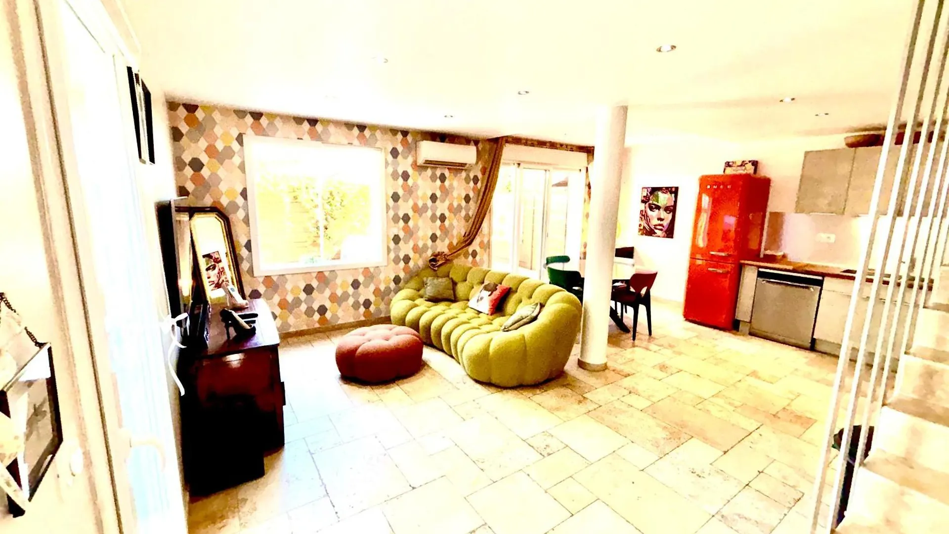 Maison Avec Piscine Et Jacuzzi Proche Des Plages Toulon 0*,  France