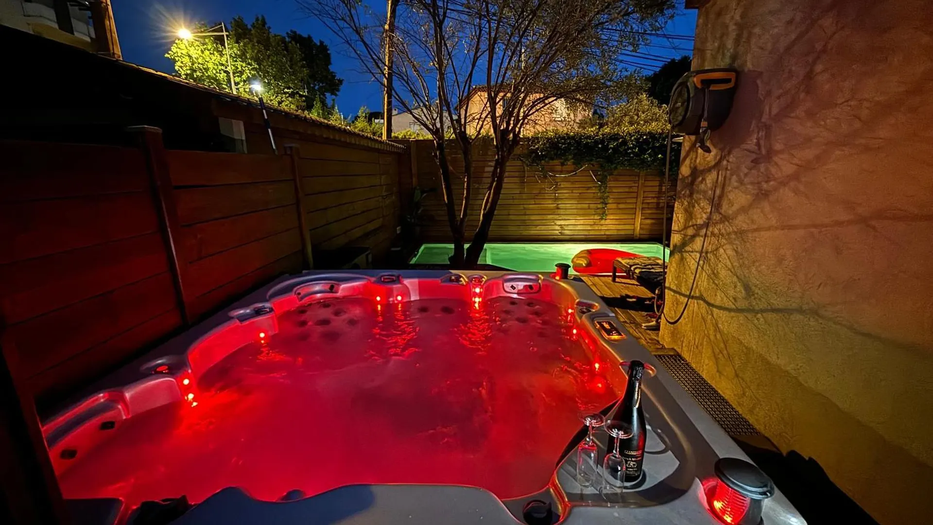 Maison Avec Piscine Et Jacuzzi Proche Des Plages Toulon
